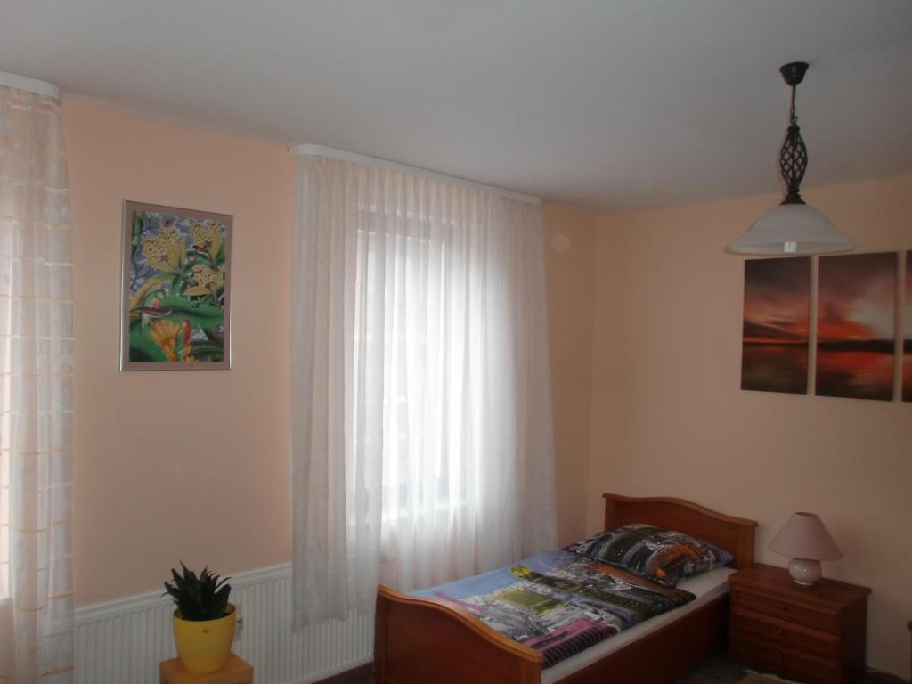 In Am Bahnhof Apartment *
